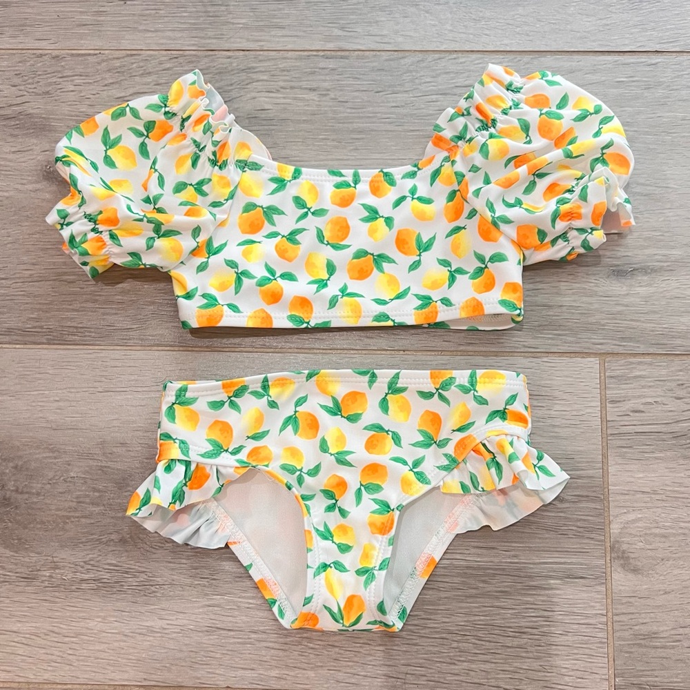 NWOT Girls Swimsuit. Size 2t